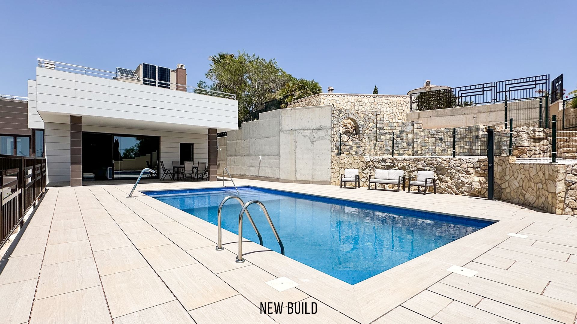 Villa & Pool