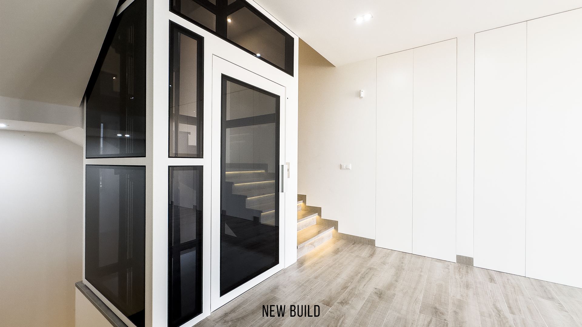 Elevator & Hallway